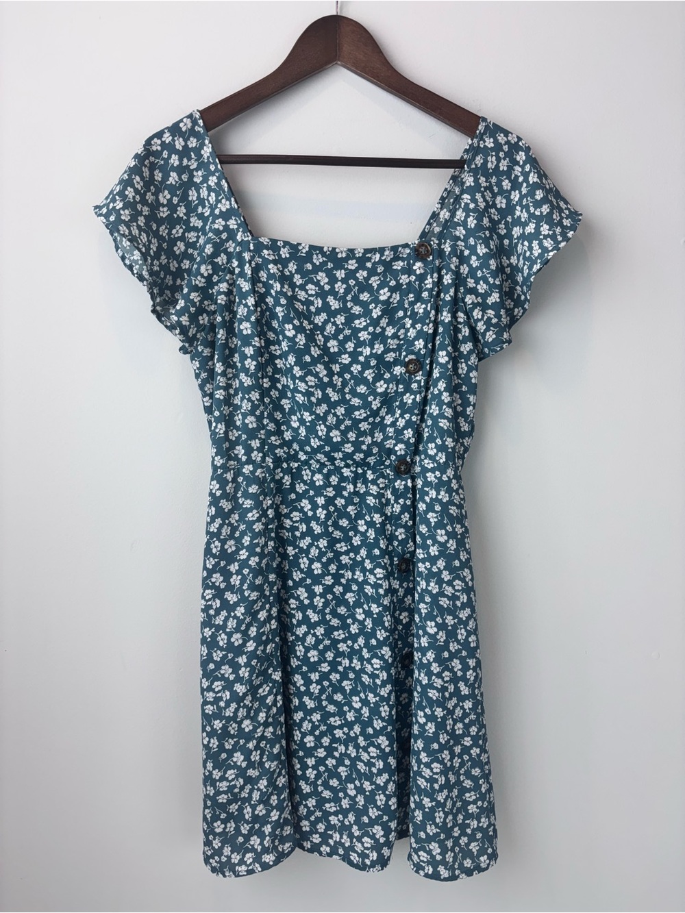 Sienna Sky Floral Smocked Back Button Front Dress Blue White Small